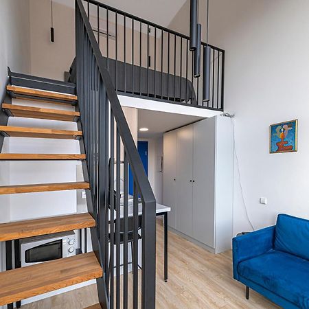 Mini Loft 1 Bd Apt By Hostlovers Kaunas Bagian luar foto