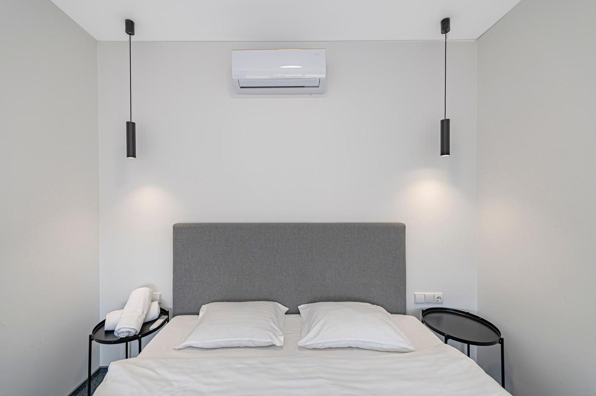 Mini Loft 1 Bd Apt By Hostlovers Kaunas Bagian luar foto