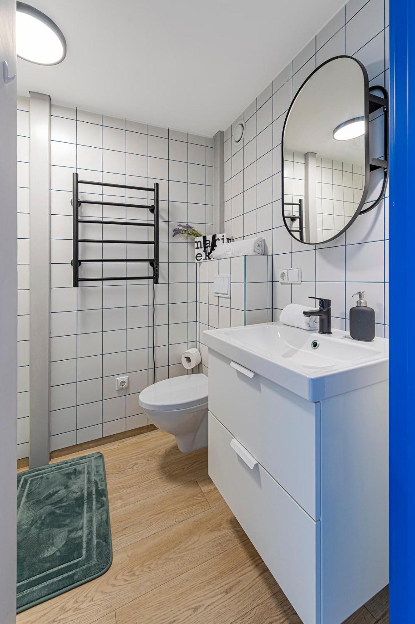 Mini Loft 1 Bd Apt By Hostlovers Kaunas Bagian luar foto